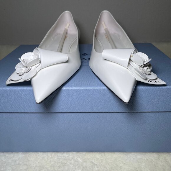 Prada Calzature Donna Spazzolato white flats with floral applique size EU40 US10 - Picture 2 of 10